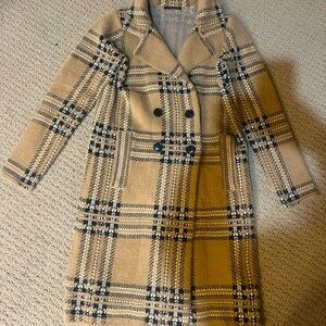 Tan Plaid Tahari Jacket size XS, worn once